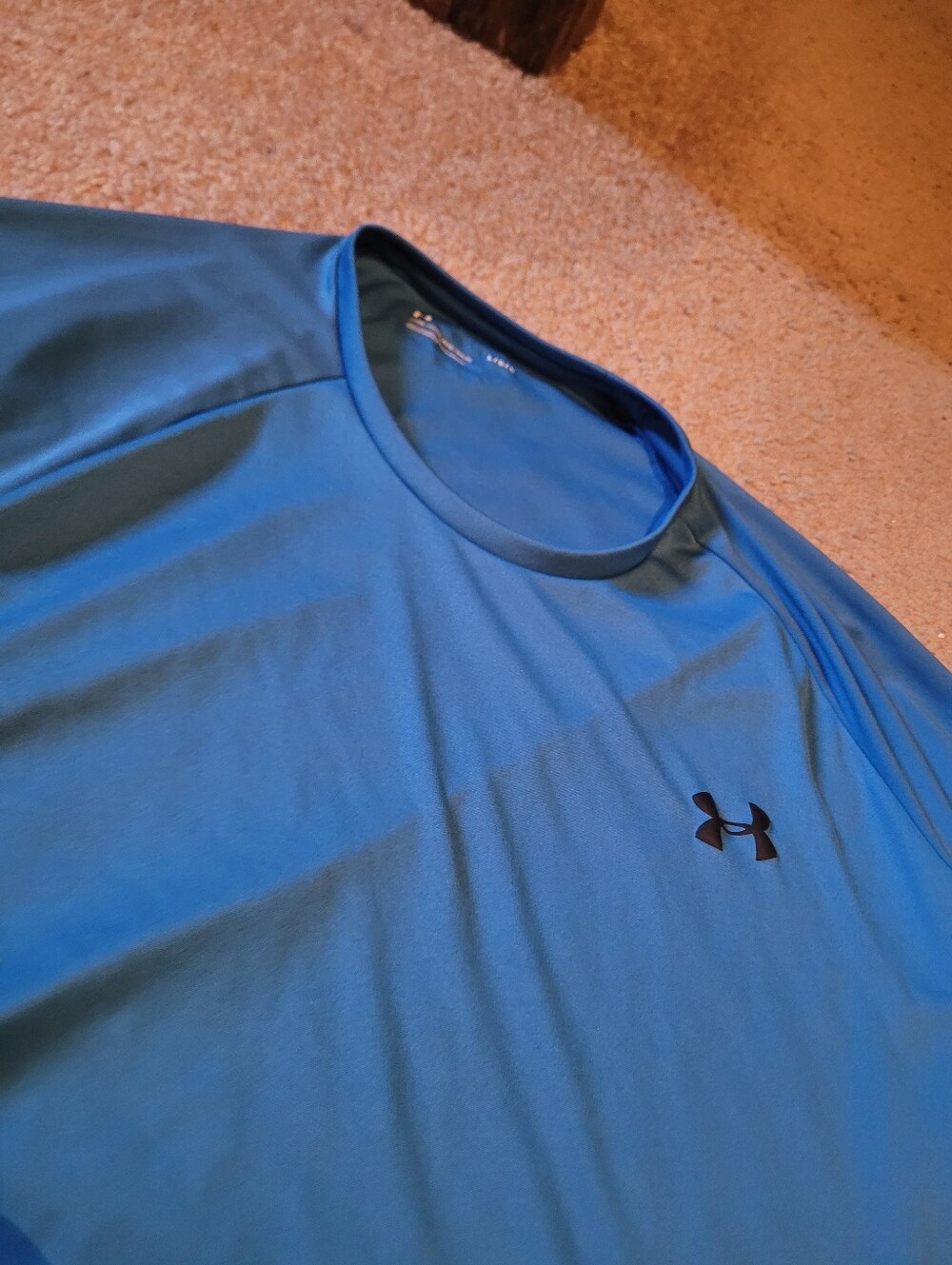 Under Armour blue shirt - Picture 2 of 3